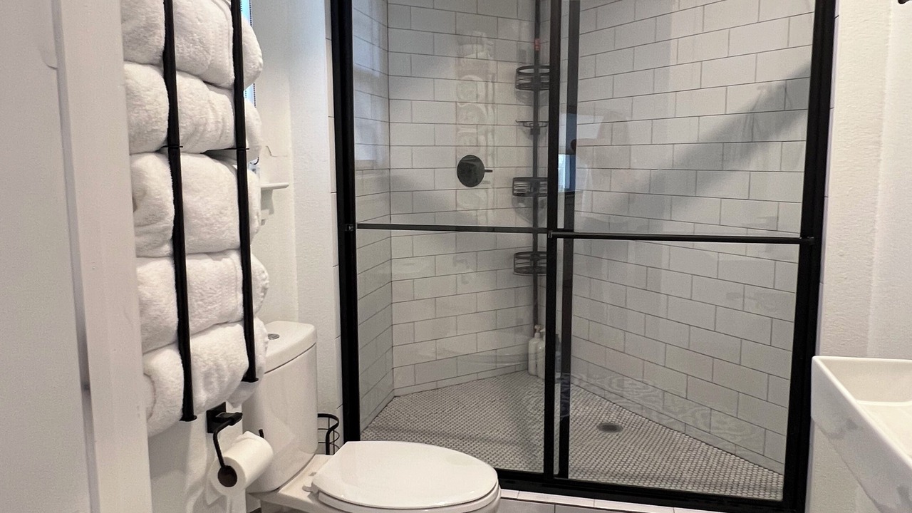 Photo of Bathroom in Gordon