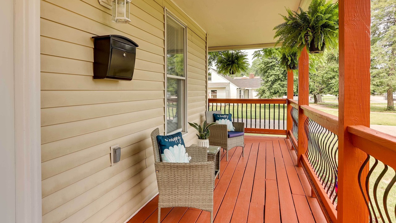 Photo of Patio Balcony in Bashford Manor