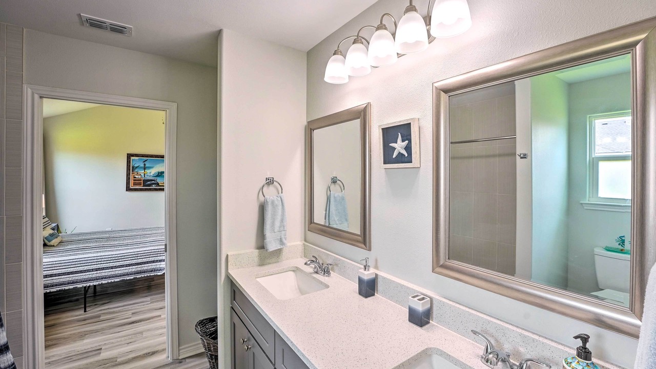 Photo of Bathroom in San Patricio County