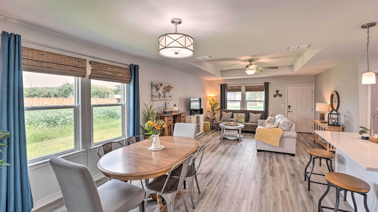 Photo of Livingroom in San Patricio County