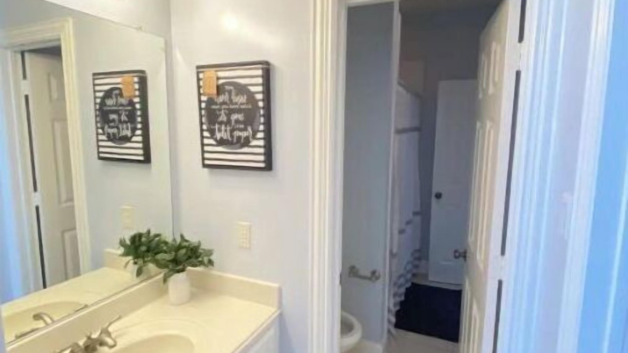 Photo of Bathroom in Northwest Carrollton