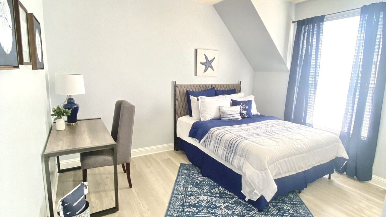 Photo of Bedroom in Northwest Carrollton