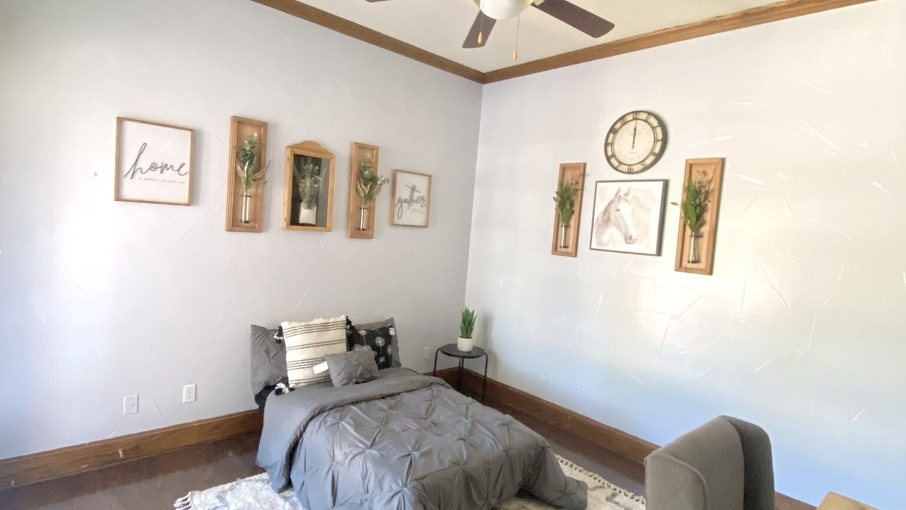 Photo of Bedroom in Northwest Carrollton