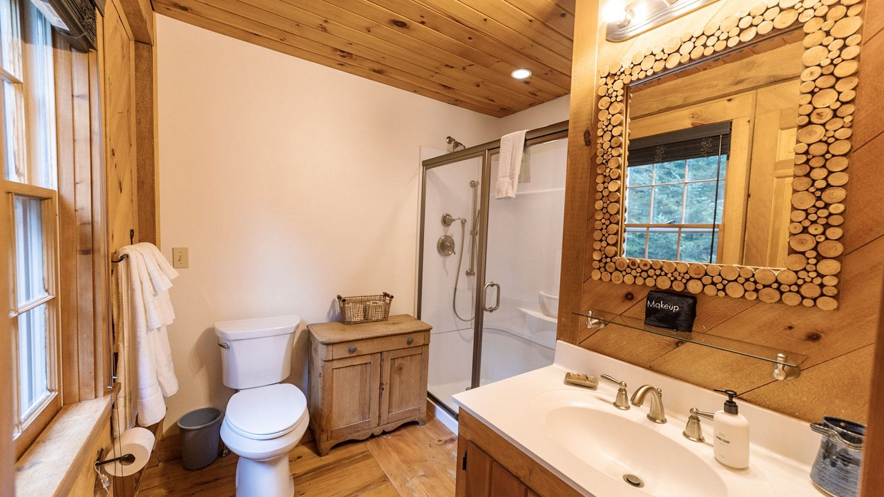 Photo of Bathroom in South Londonderry