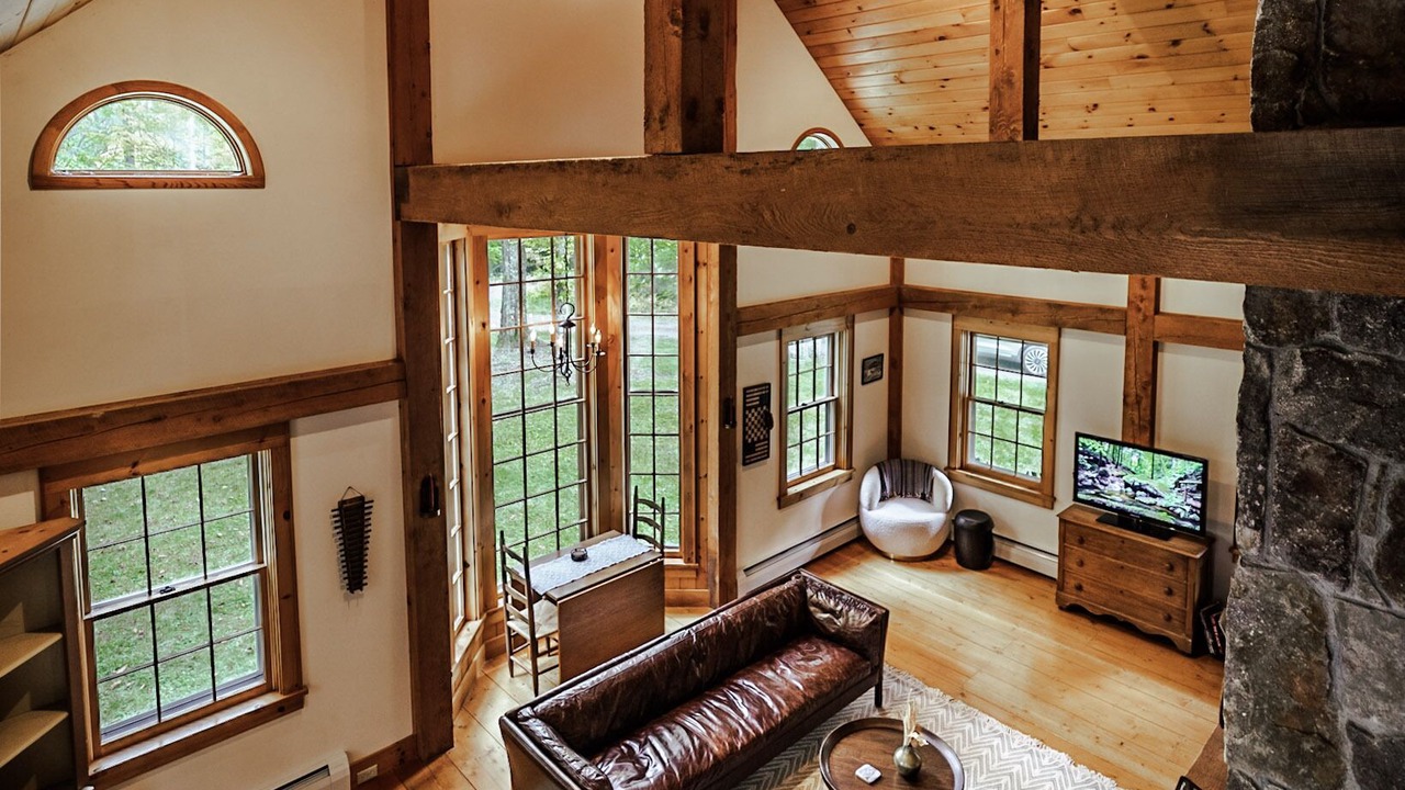 Photo of Livingroom in South Londonderry