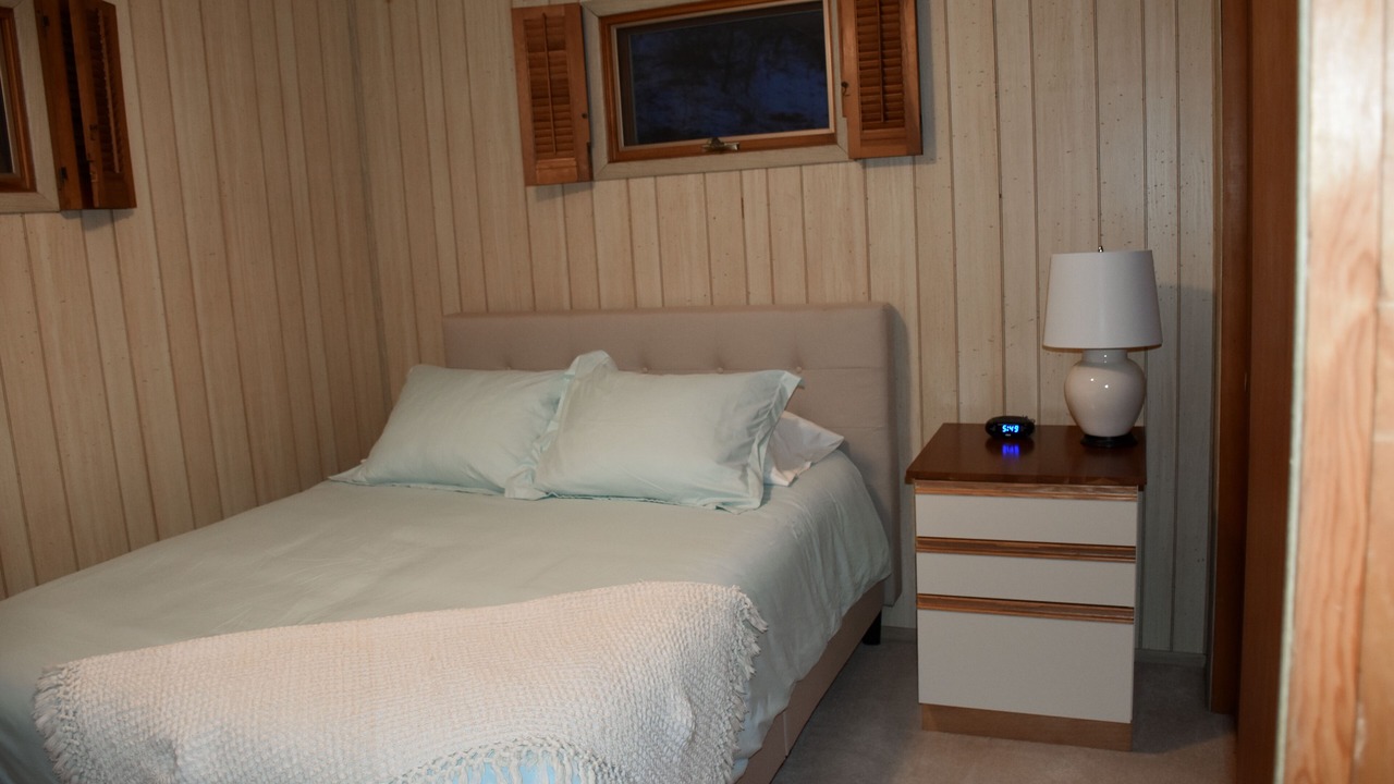 Photo of Bedroom in Dodgeville