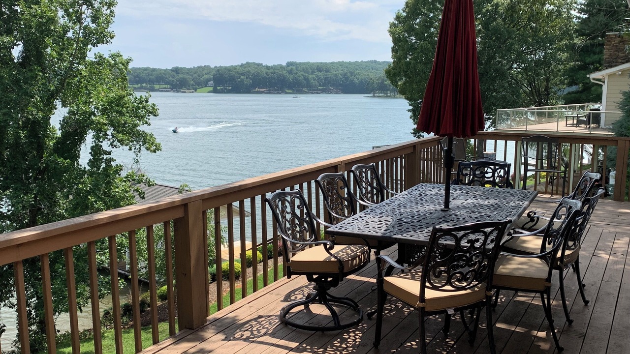 Photo of Outdoor in Moneta