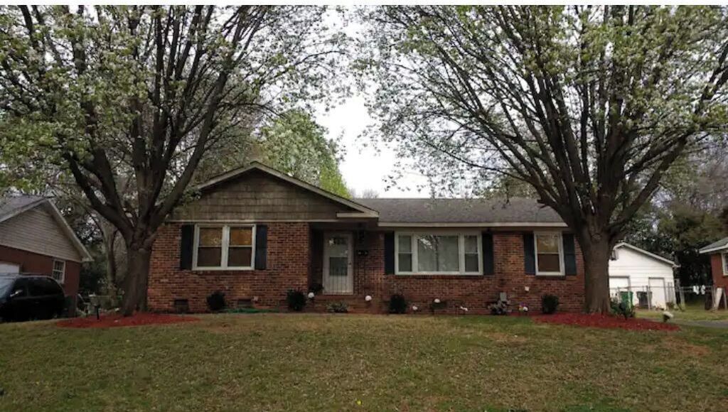 Photo of Outdoor in Charlotte