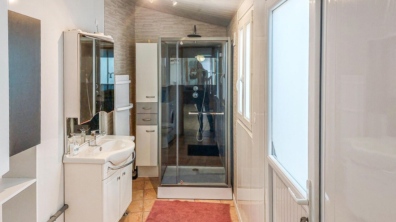 Photo of Bathroom in Gravelines