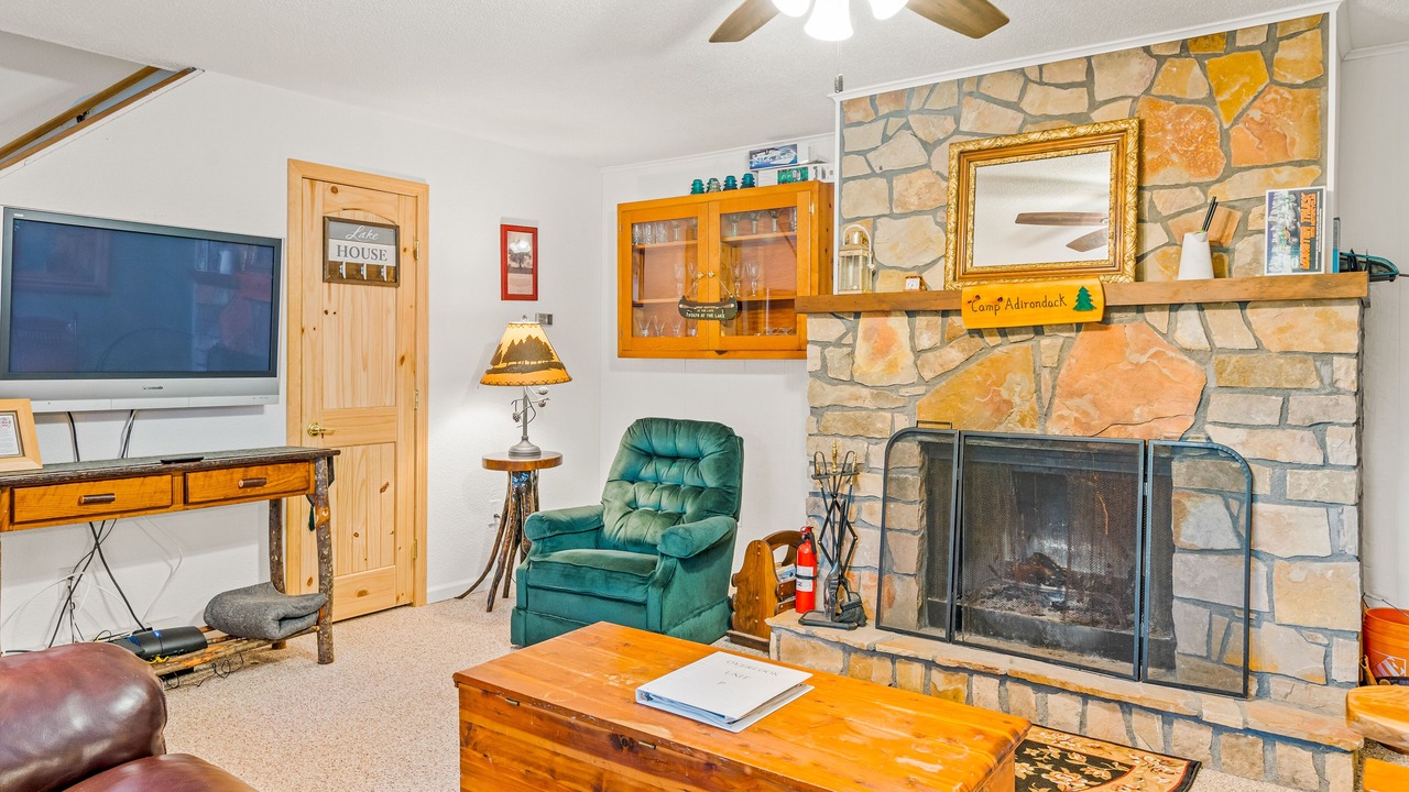 Photo of Livingroom in Chestertown