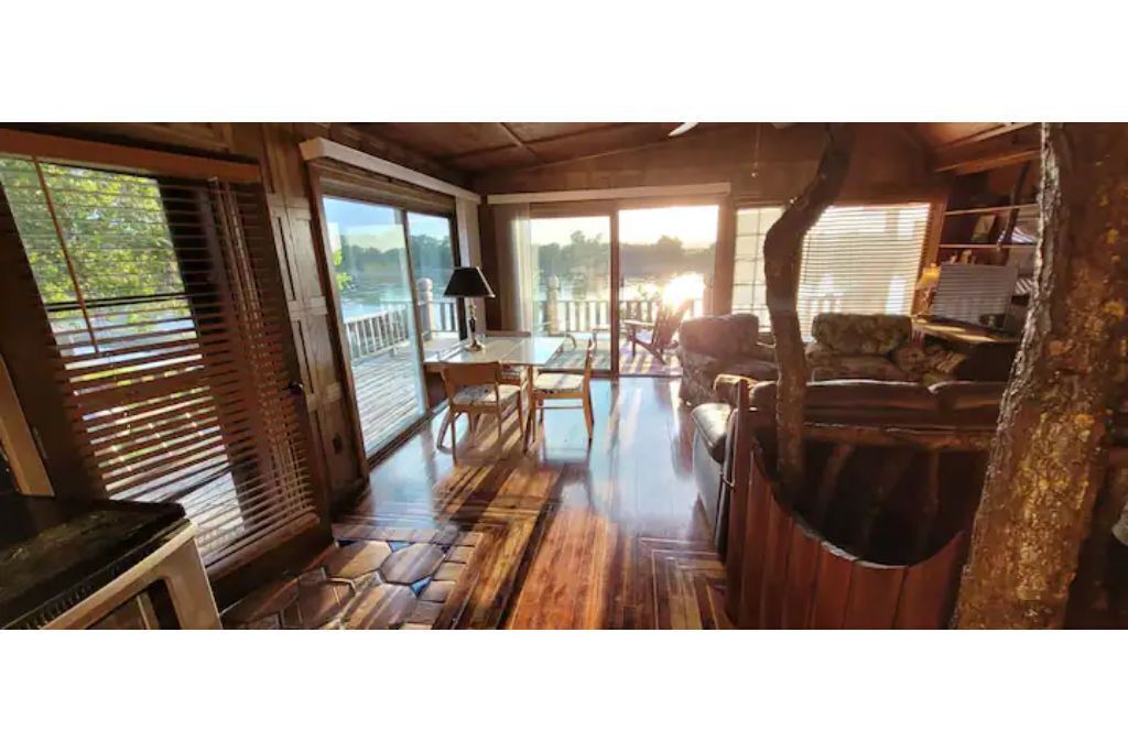 Photo of Livingroom in St. Joseph