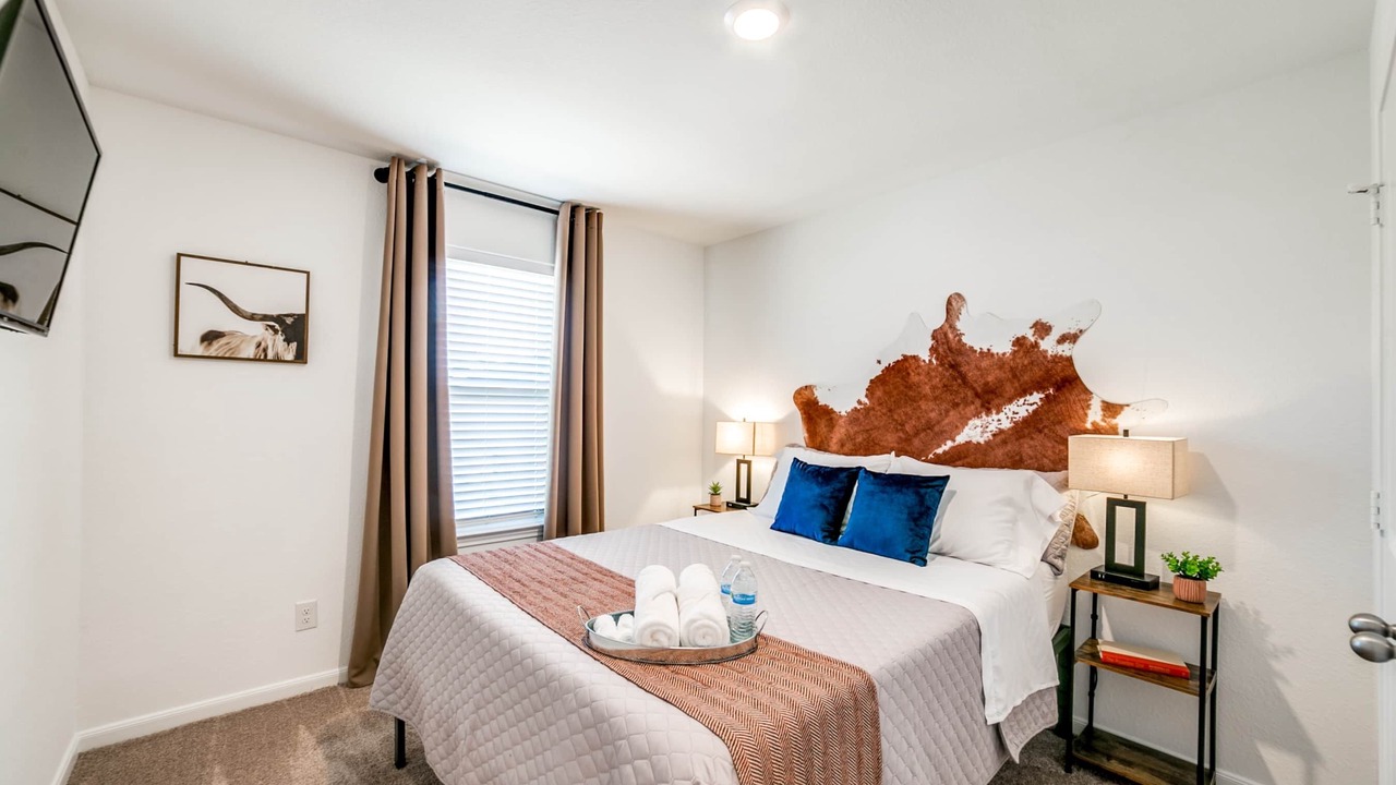 Photo of Bedroom in Medina Valley