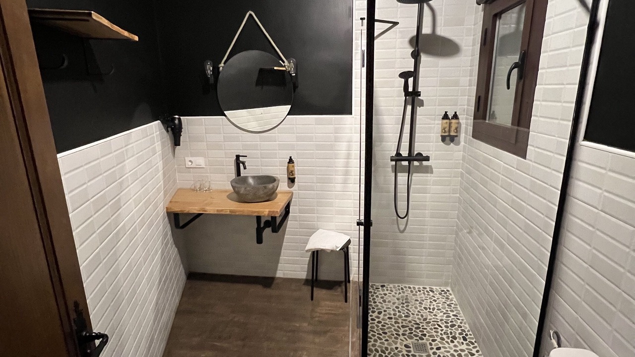 Photo of Bathroom in Hervas