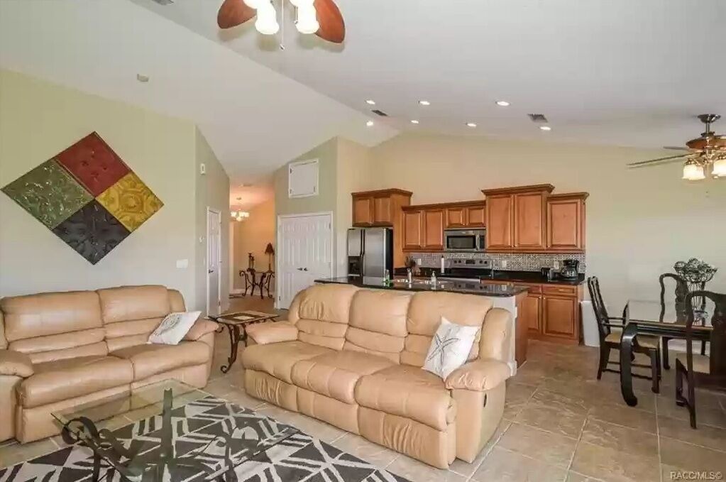 Photo of Livingroom in Crystal River
