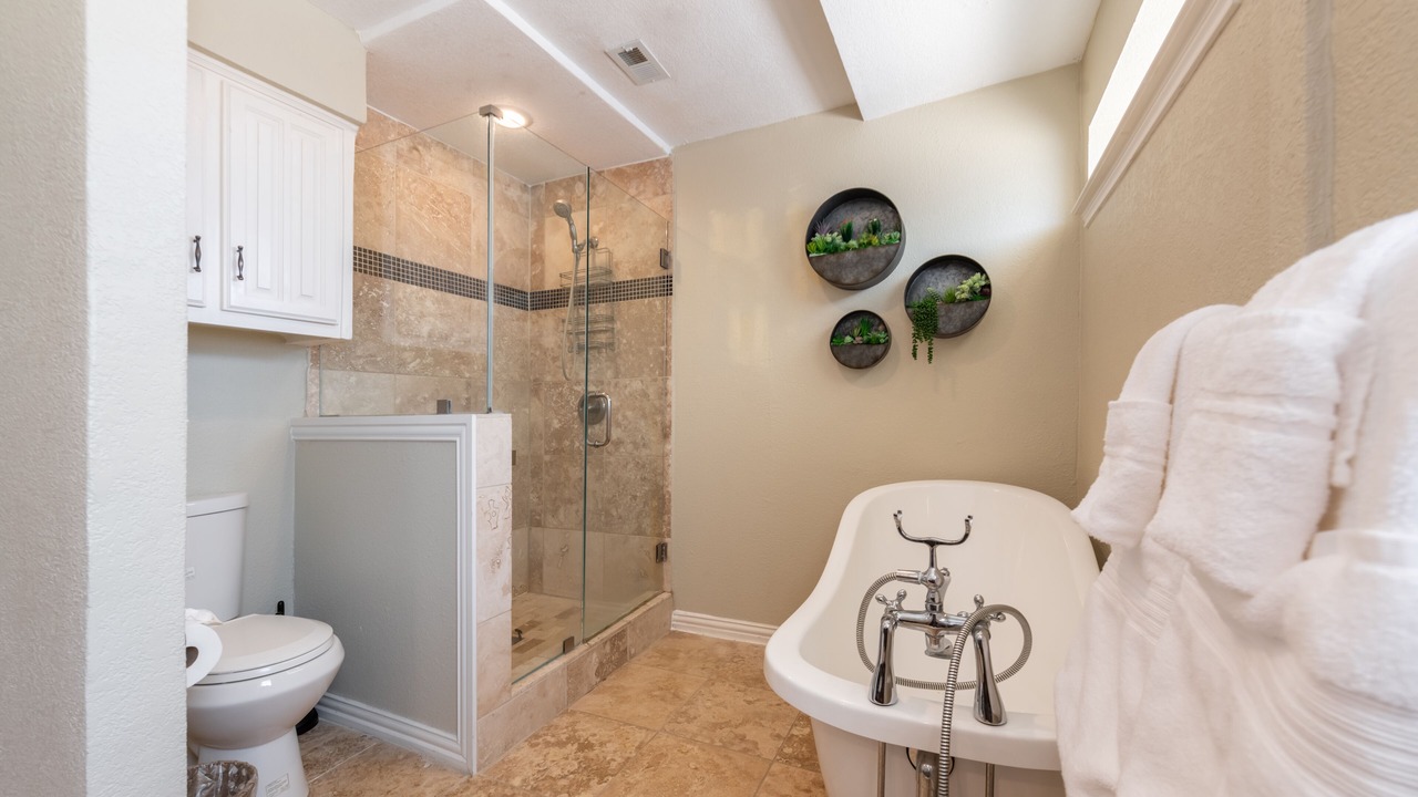 Photo of Bathroom in Southwest Carrollton