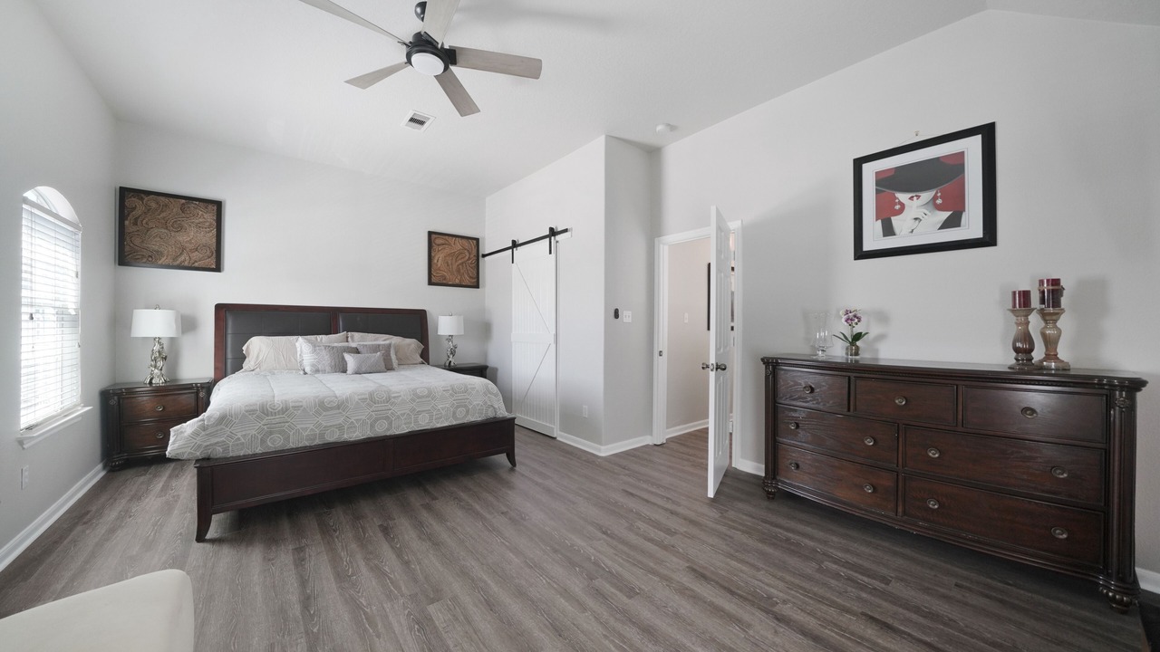 Photo of Bedroom in Conroe