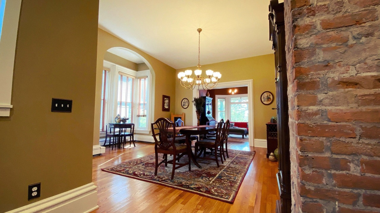 Photo of Livingroom in St. Paul