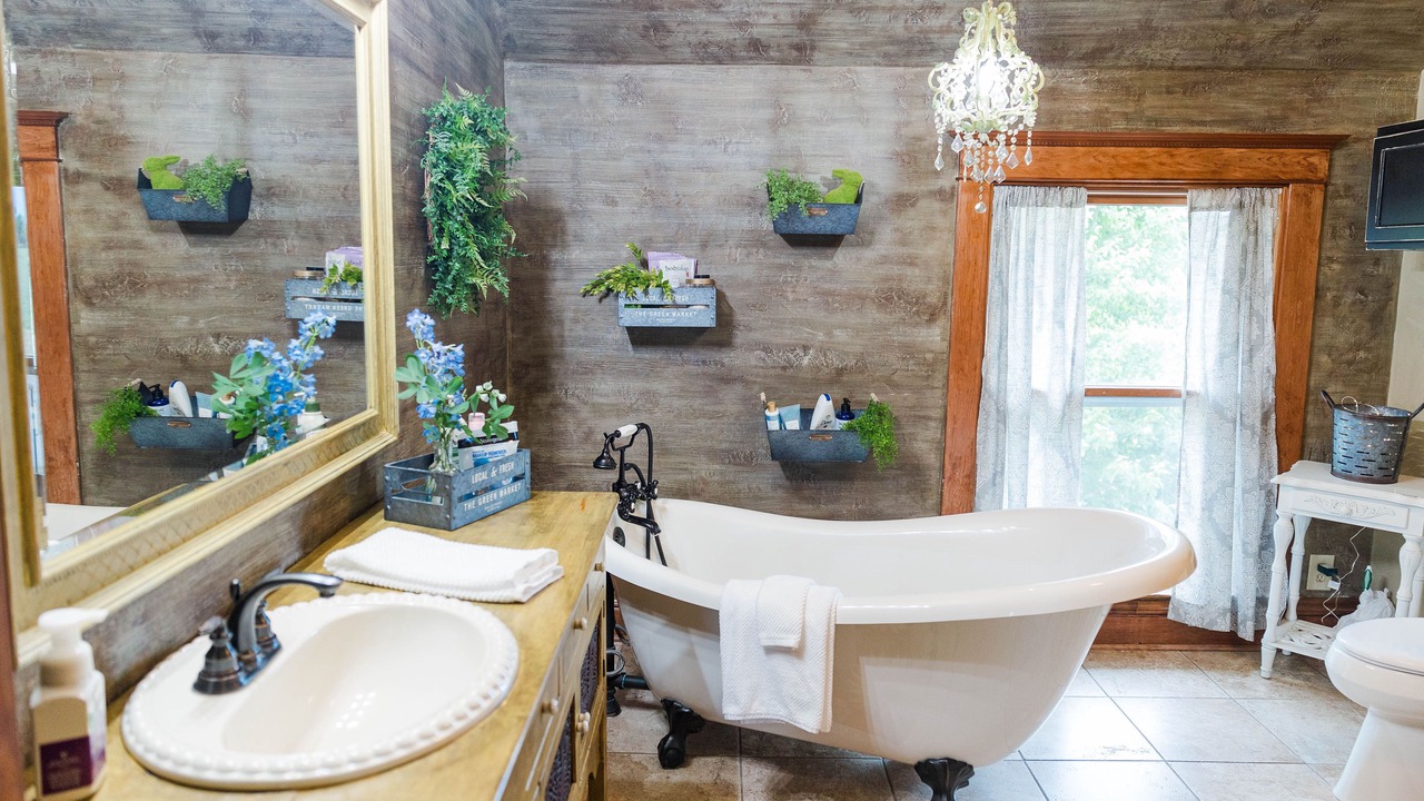 Photo of Bathroom in Squaw