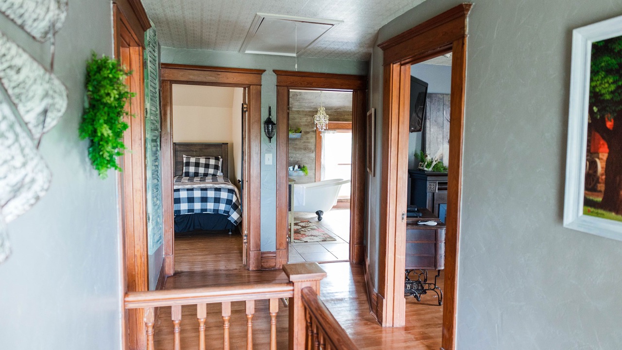 Photo of Bedroom in Squaw