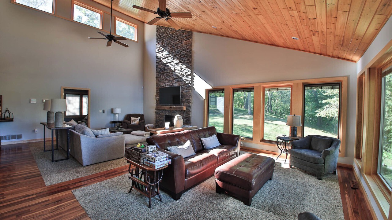 Photo of Livingroom in Amery