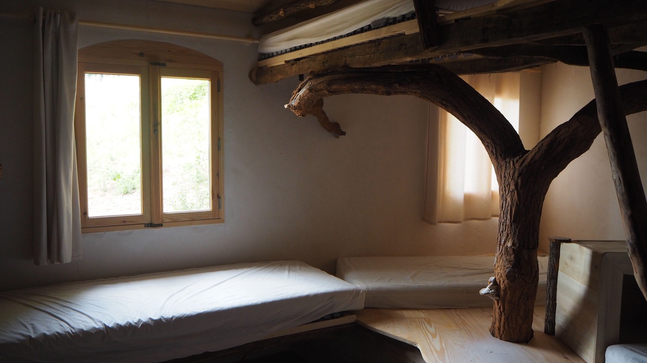 Photo of Bedroom in L'Isle-Bouzon