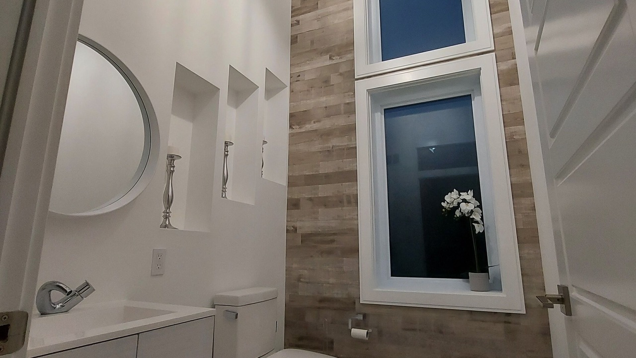 Photo of Bathroom in Amherstview