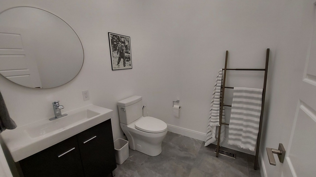 Photo of Bathroom in Amherstview