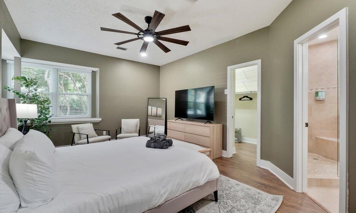 Photo of Bedroom in Flower Mound