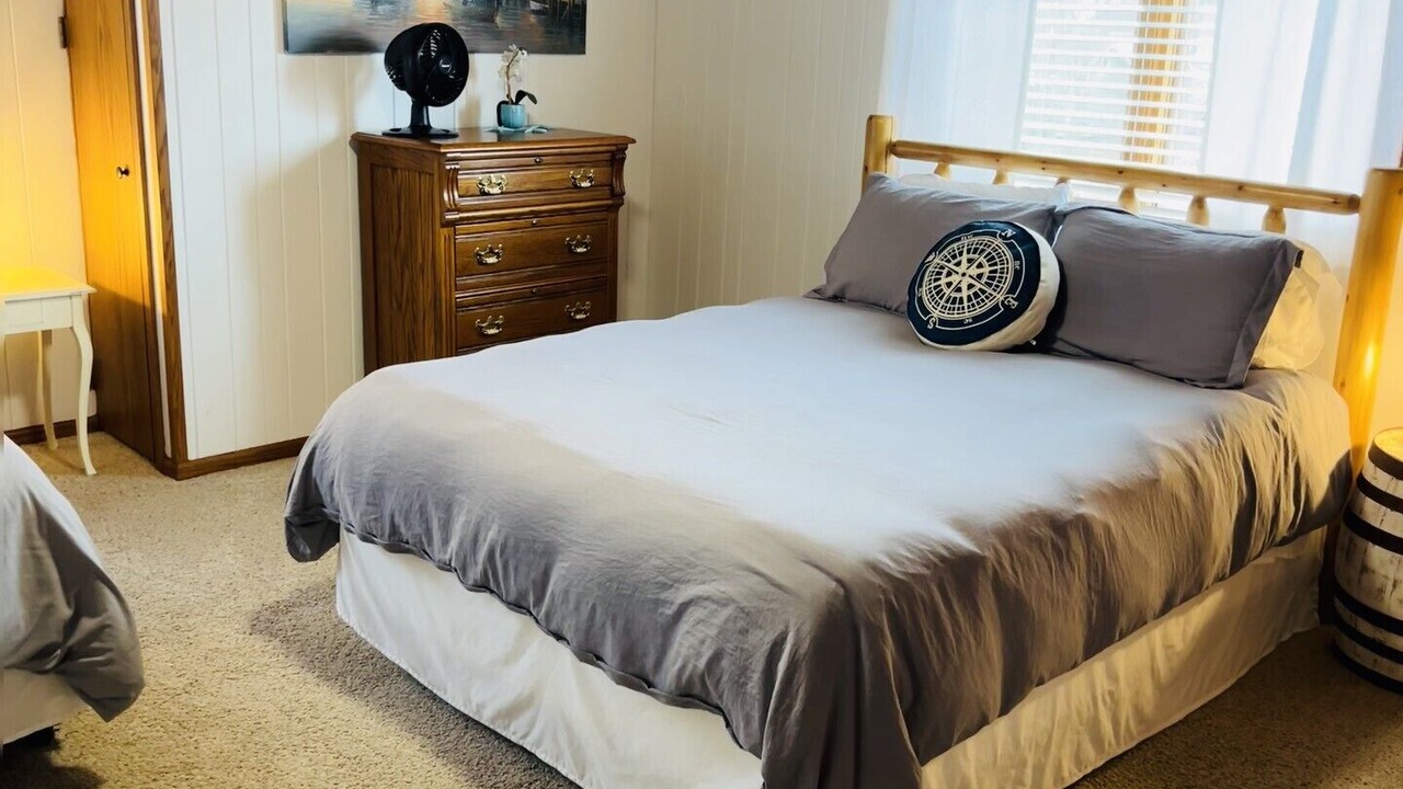 Photo of Bedroom in Pigeon