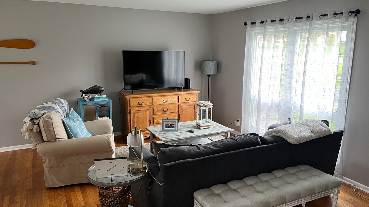 Photo of Livingroom in Canandaigua