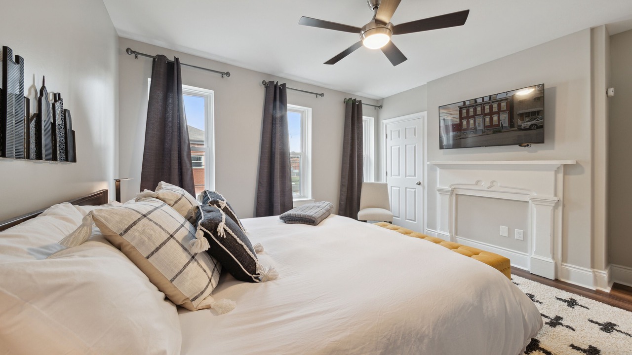 Photo of Bedroom in South Side Flats