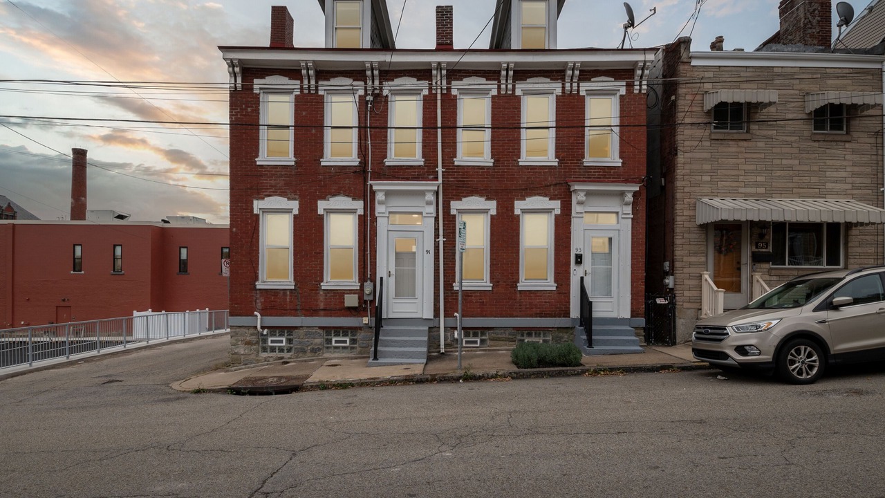 Photo of Outdoor in South Side Flats