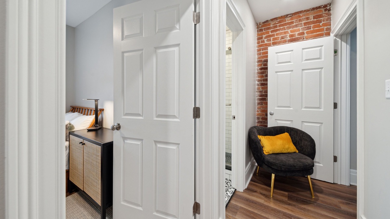 Photo of Others in South Side Flats