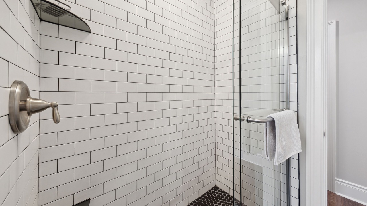 Photo of Bathroom in South Side Flats