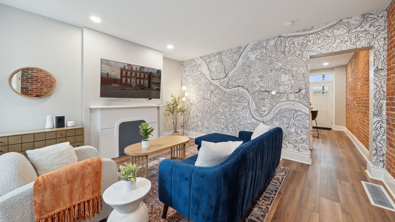 Photo of Livingroom in South Side Flats