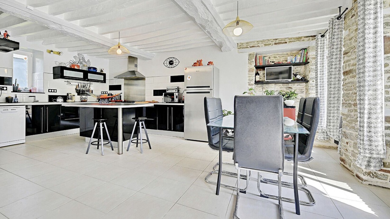 Photo of Kitchen in Conde-sur-Noireau