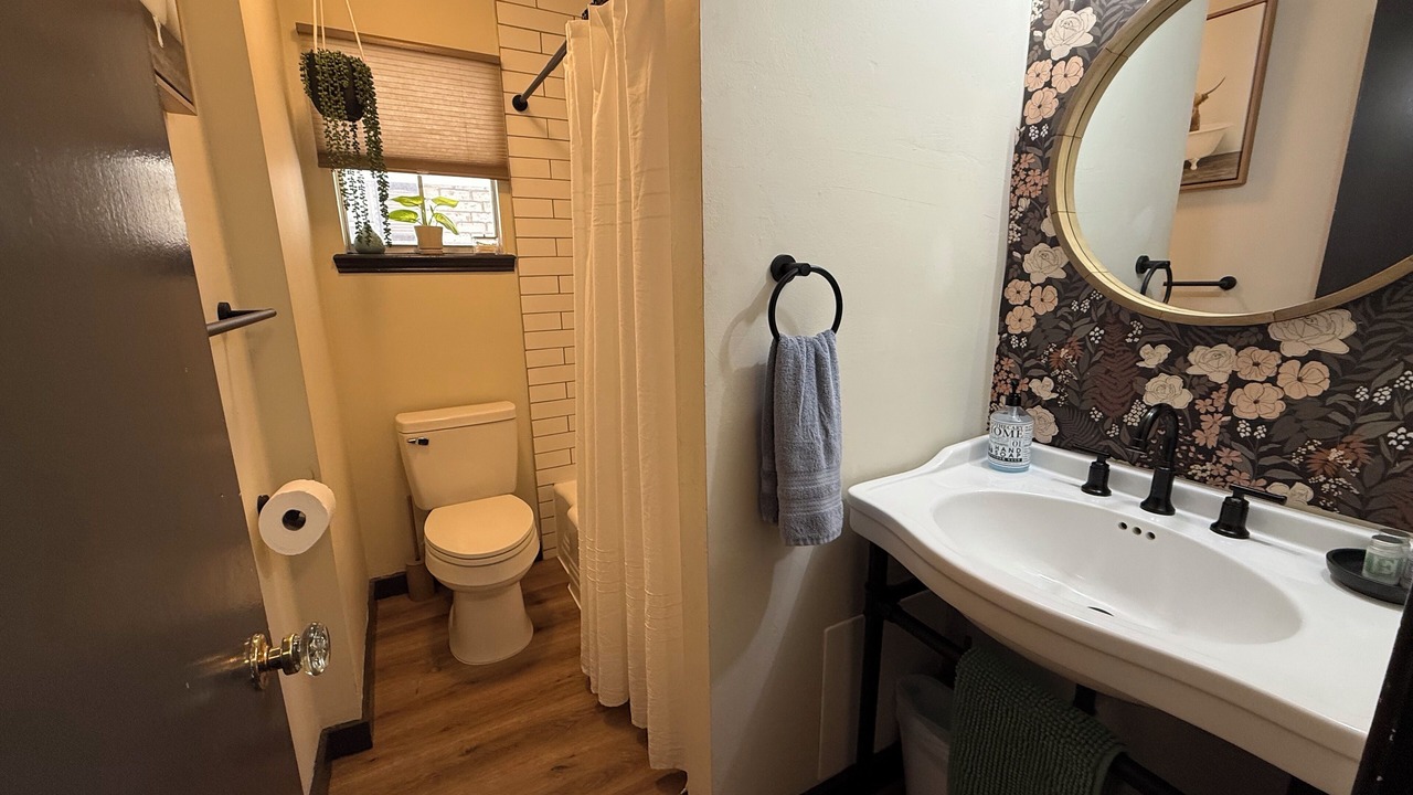 Photo of Bathroom in Woodlake - Briar Meadow