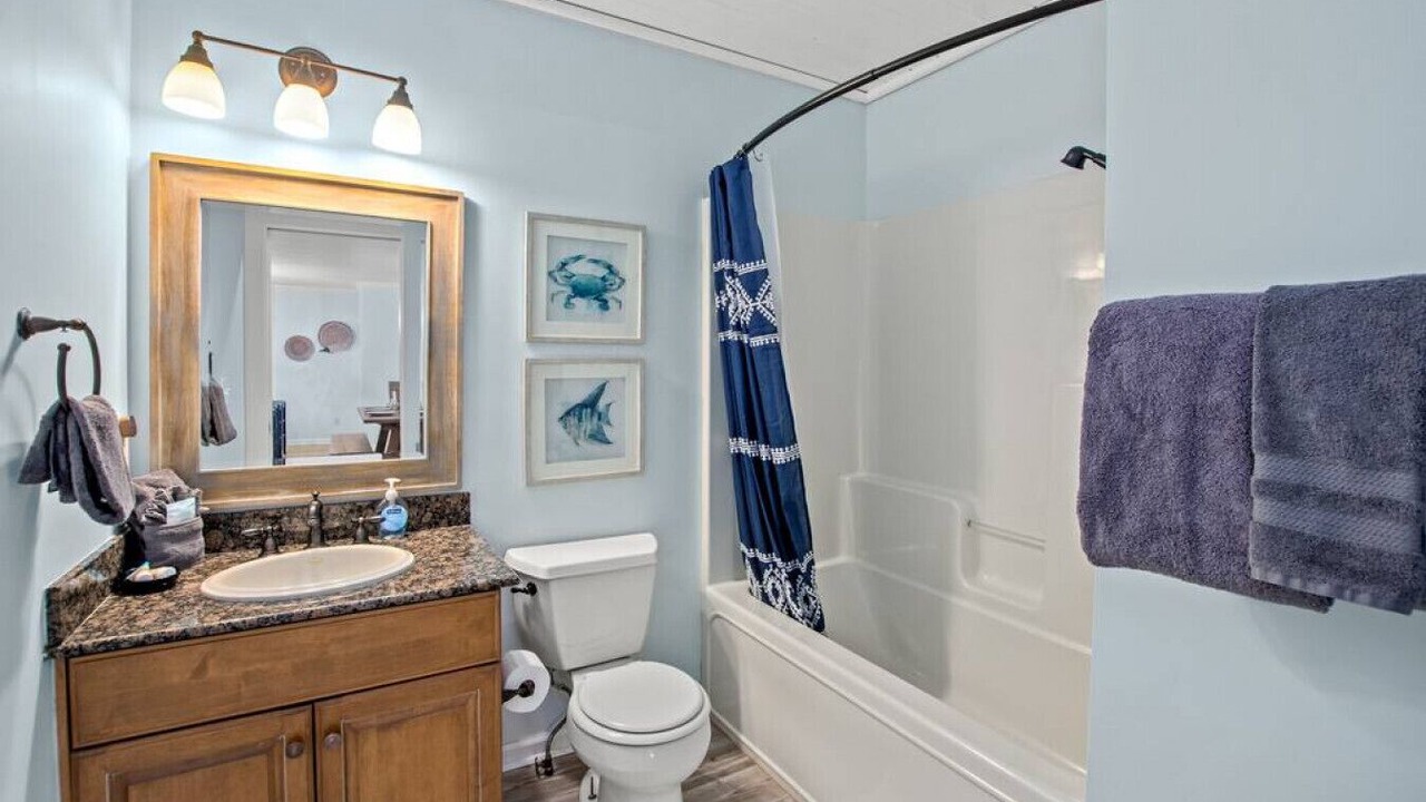 Photo of Bathroom in El Centro Beach