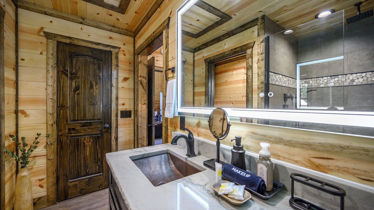 Photo of Bathroom in Hochatown