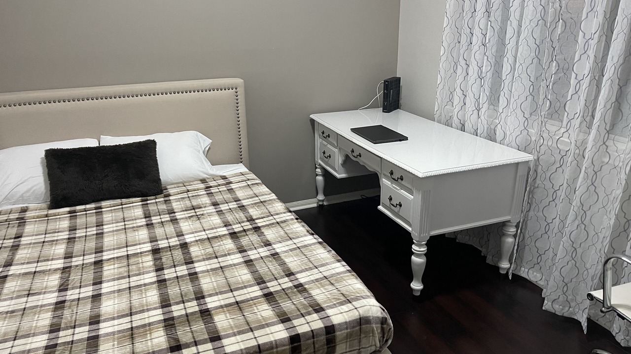 Photo of Bedroom in Northeast Houston