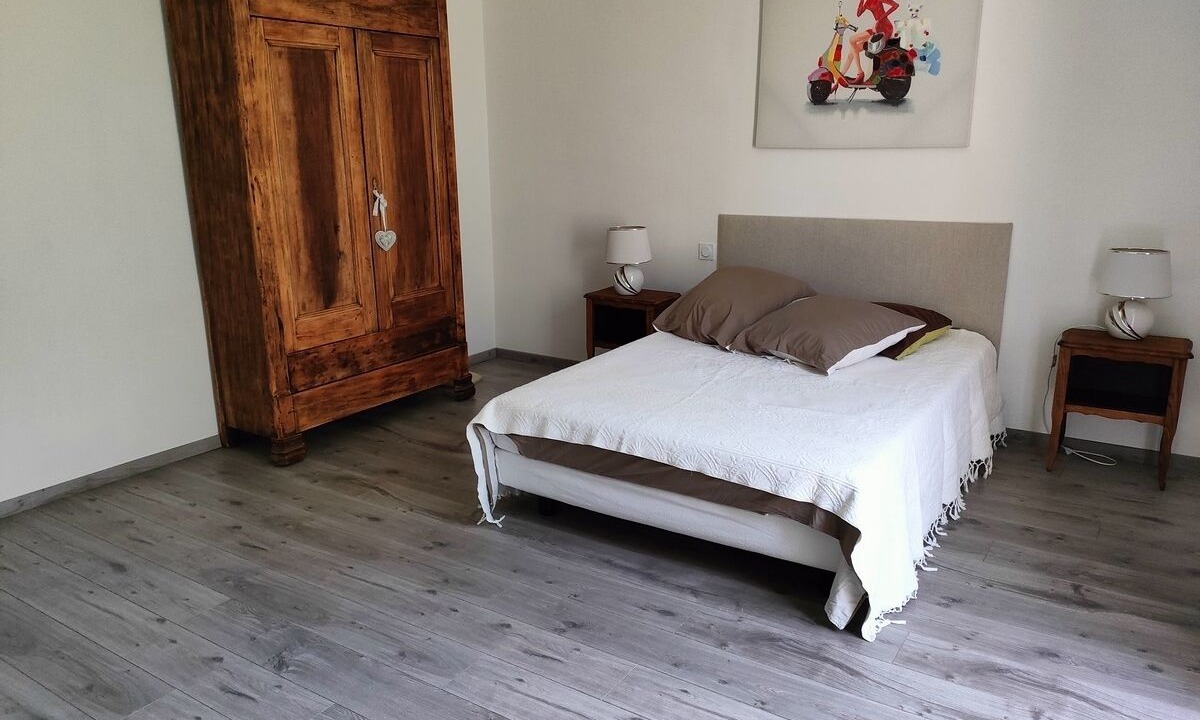 Photo of Bedroom in Alzonne