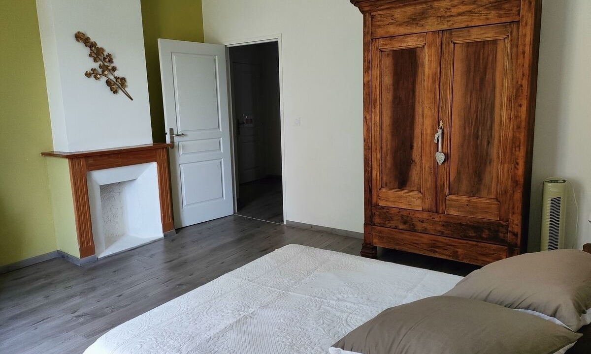 Photo of Bedroom in Alzonne