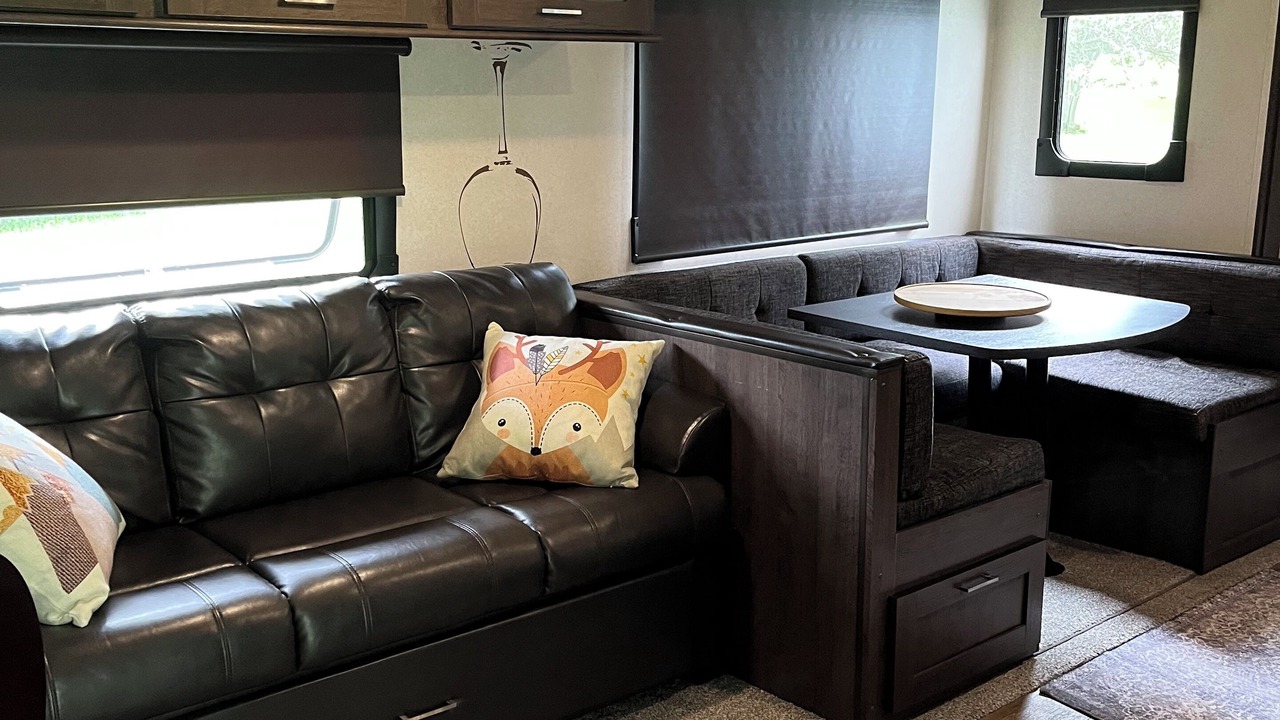 Photo of Livingroom in Prince Edward