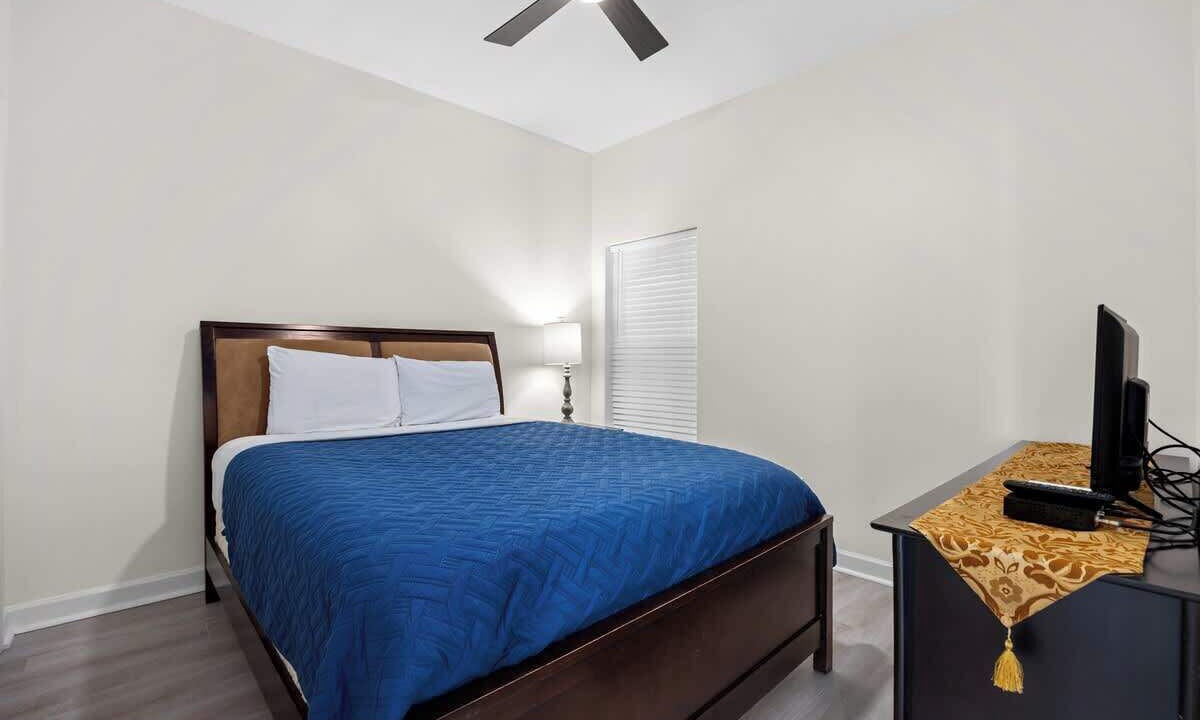 Photo of Bedroom in Cherry Grove Beach