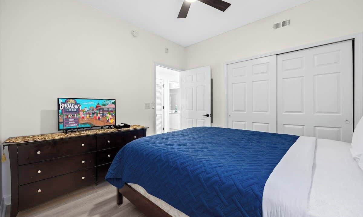Photo of Bedroom in Cherry Grove Beach