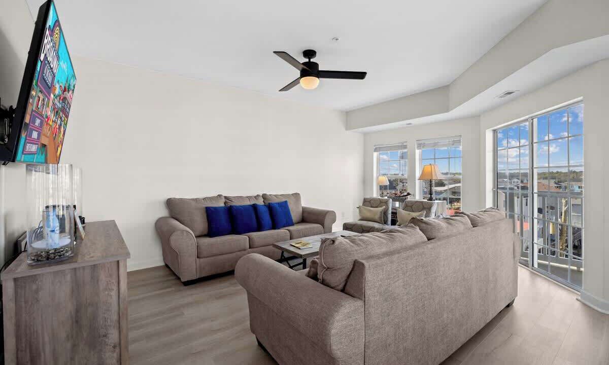 Photo of Livingroom in Cherry Grove Beach