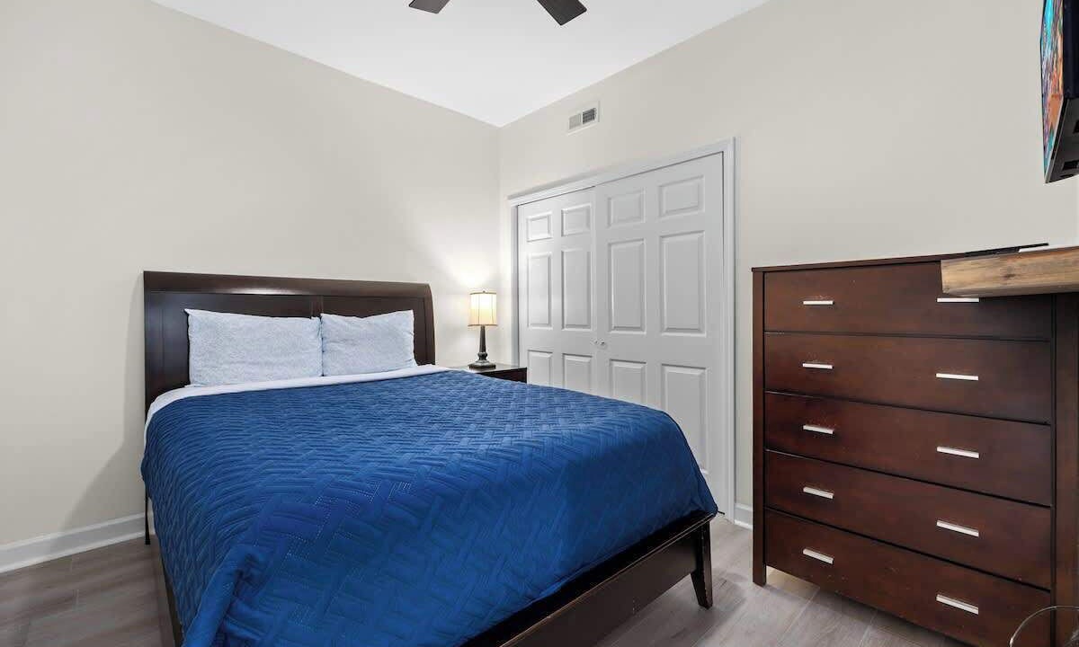 Photo of Bedroom in Cherry Grove Beach