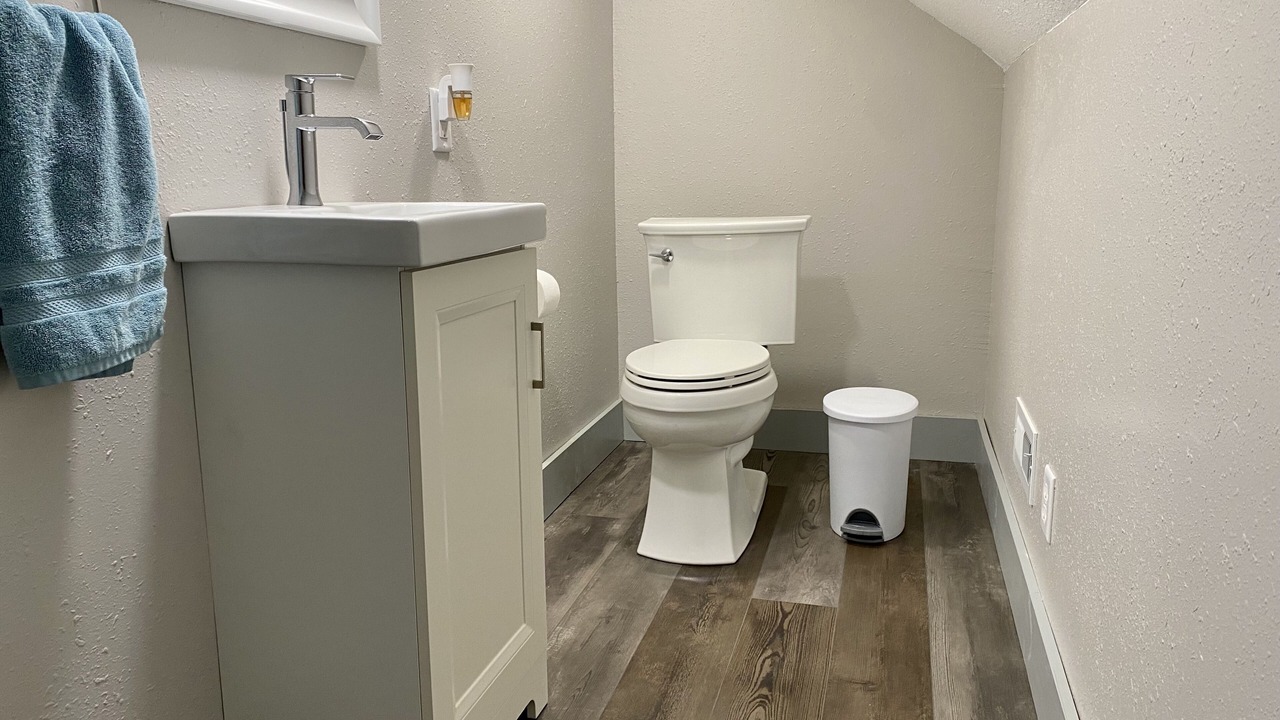 Photo of Bathroom in Oakley