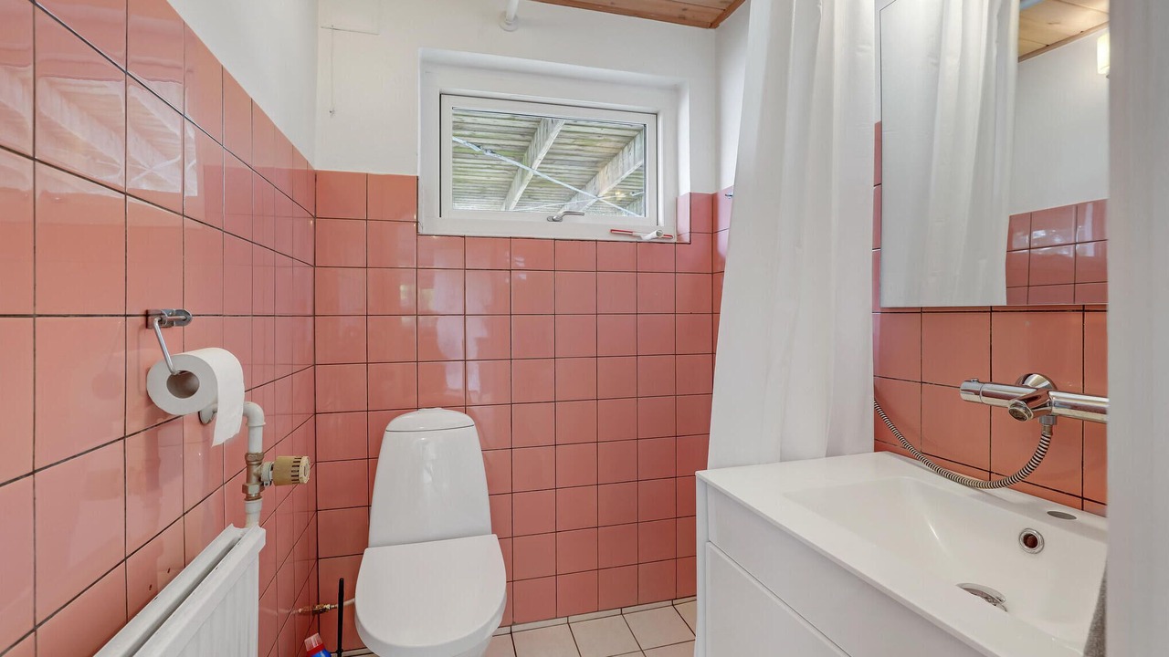 Photo of Bathroom in Tejn