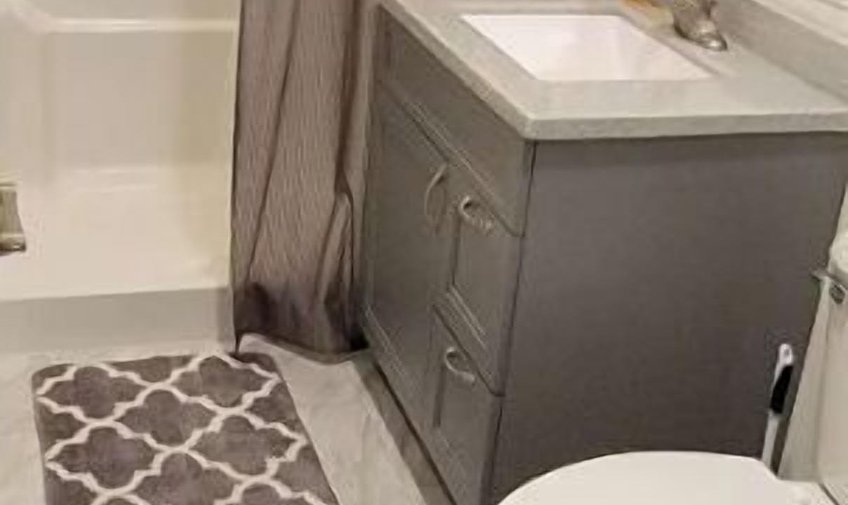 Photo of Bathroom in Eldorado
